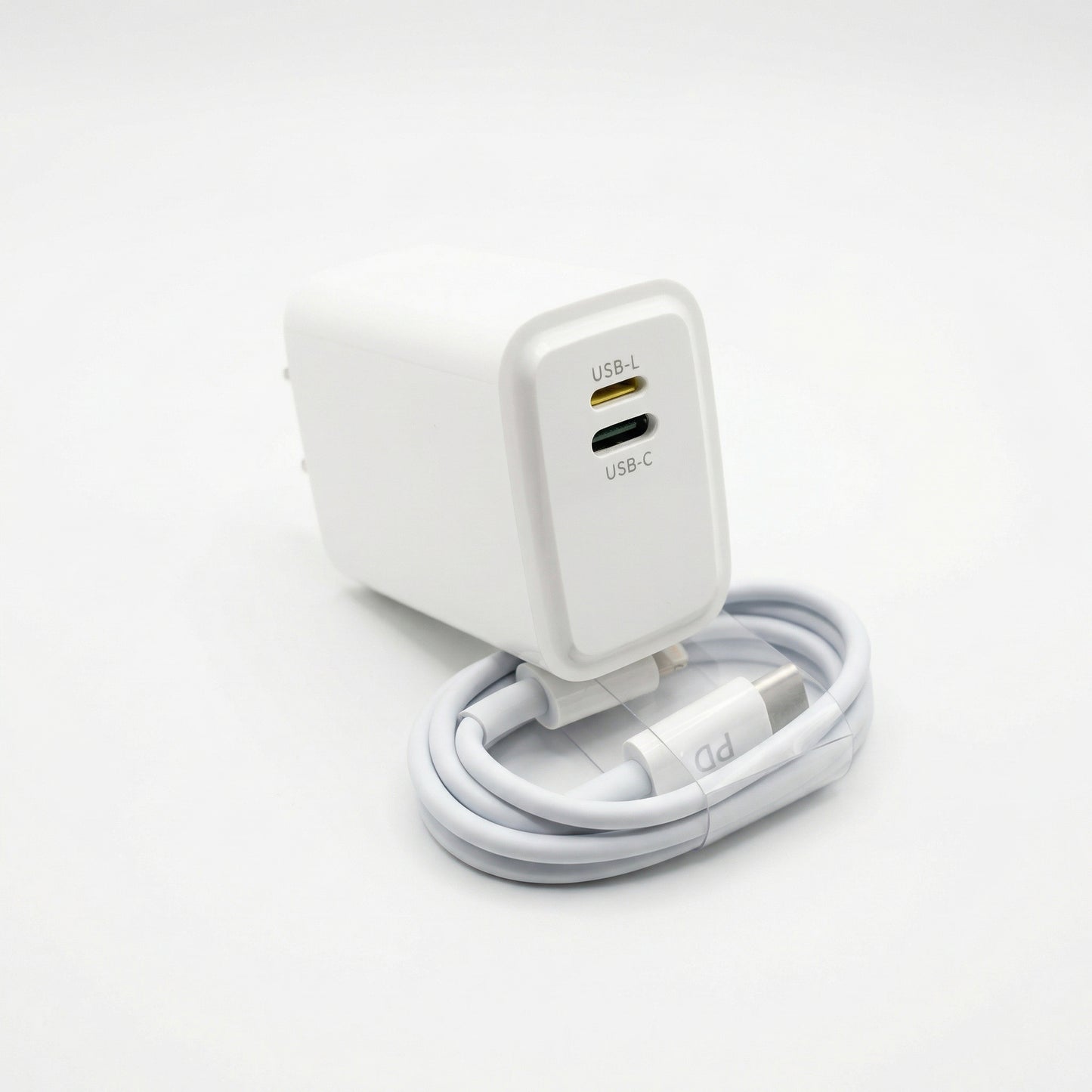 Cargador Rápido C-390 PD 20W 2 en 1 USB-C + USB-L